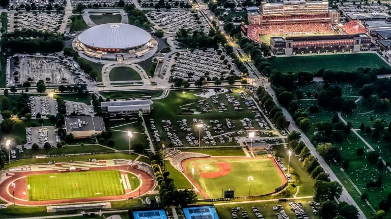 Illinois Hires Liz Reyes As Assistant AD For Student-Athlete Development